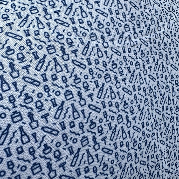 hole black polo de golf blanc motif vu de dos