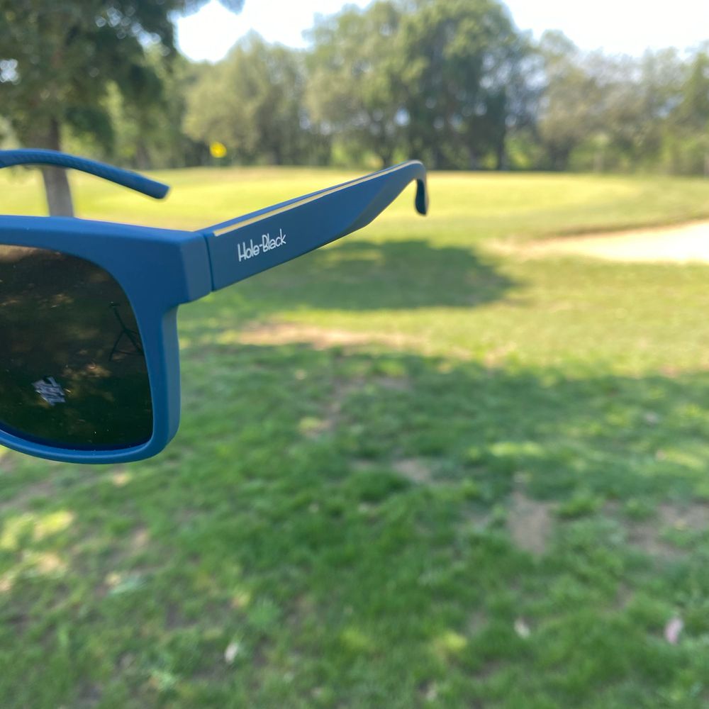 Hole Black Golf Lunettes Polarisées Noire et or